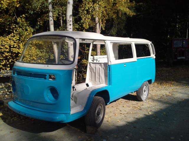 Oldimer VW Bus neu lackiert #oldtimerrestaurierung